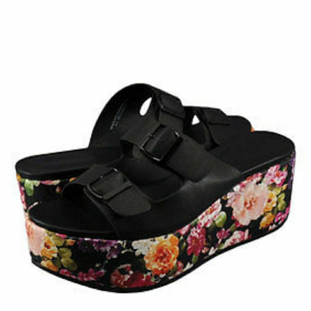 Dollhouse "Conceited" Platform Wedges